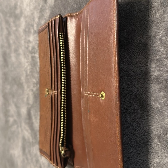 Coach Tan Embossed Leather Wallet with Gold Accent - Picture 3 of 3